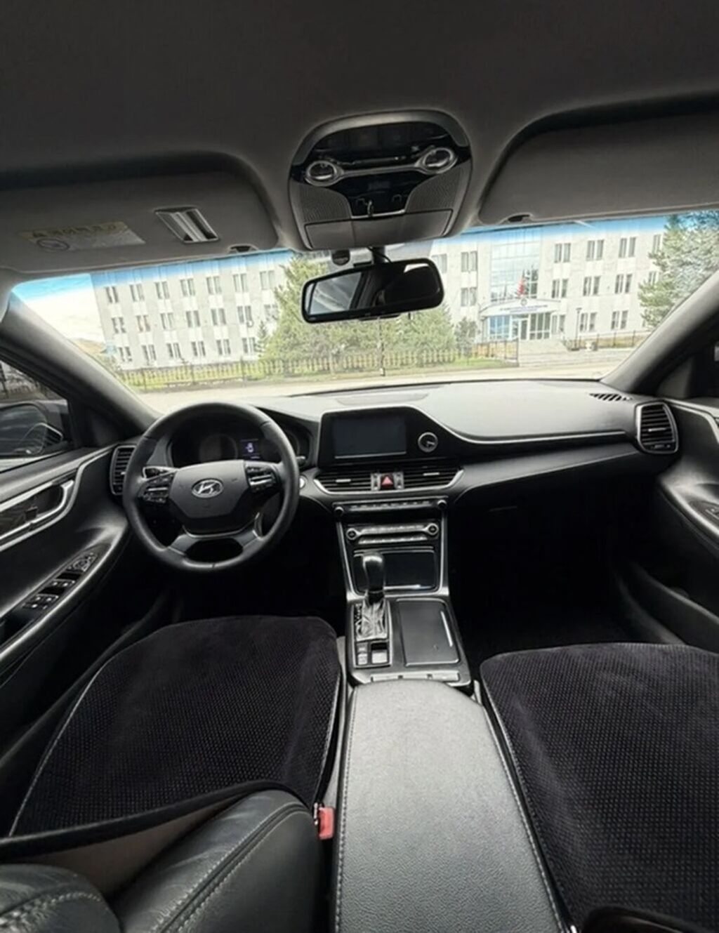 Hyundai Grandeur: 2017 г., 3 л, Автомат, Газ, Седан — фото 4