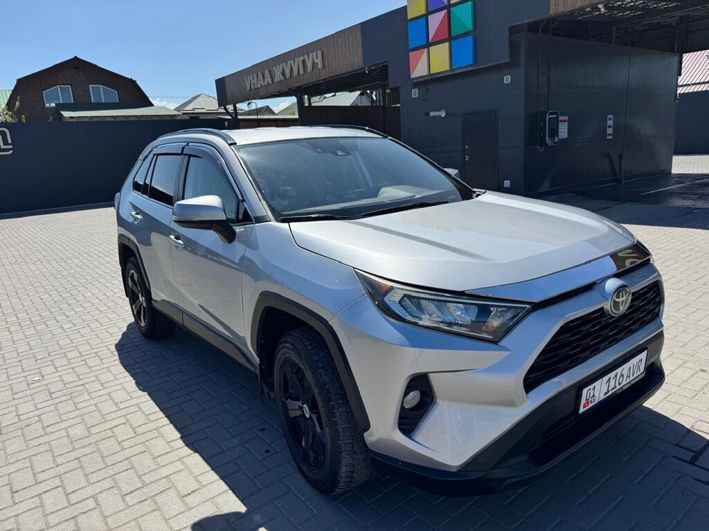 Toyota RAV4: 2020 г., 2.5 л, Автомат, Бензин, Кроссовер: фото 2