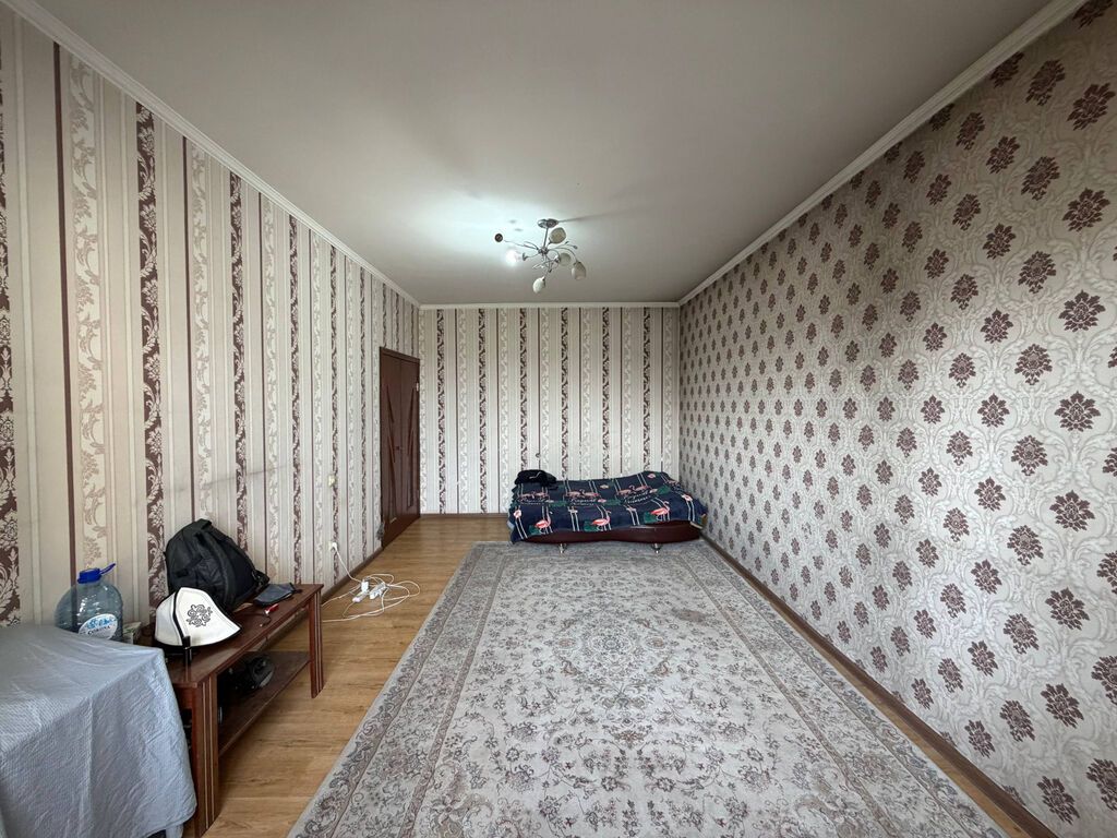 1 комната, 45 м², 1000 мелочей 106 серия улучшенная, 5 этаж, Косметический ремонт: фото 1