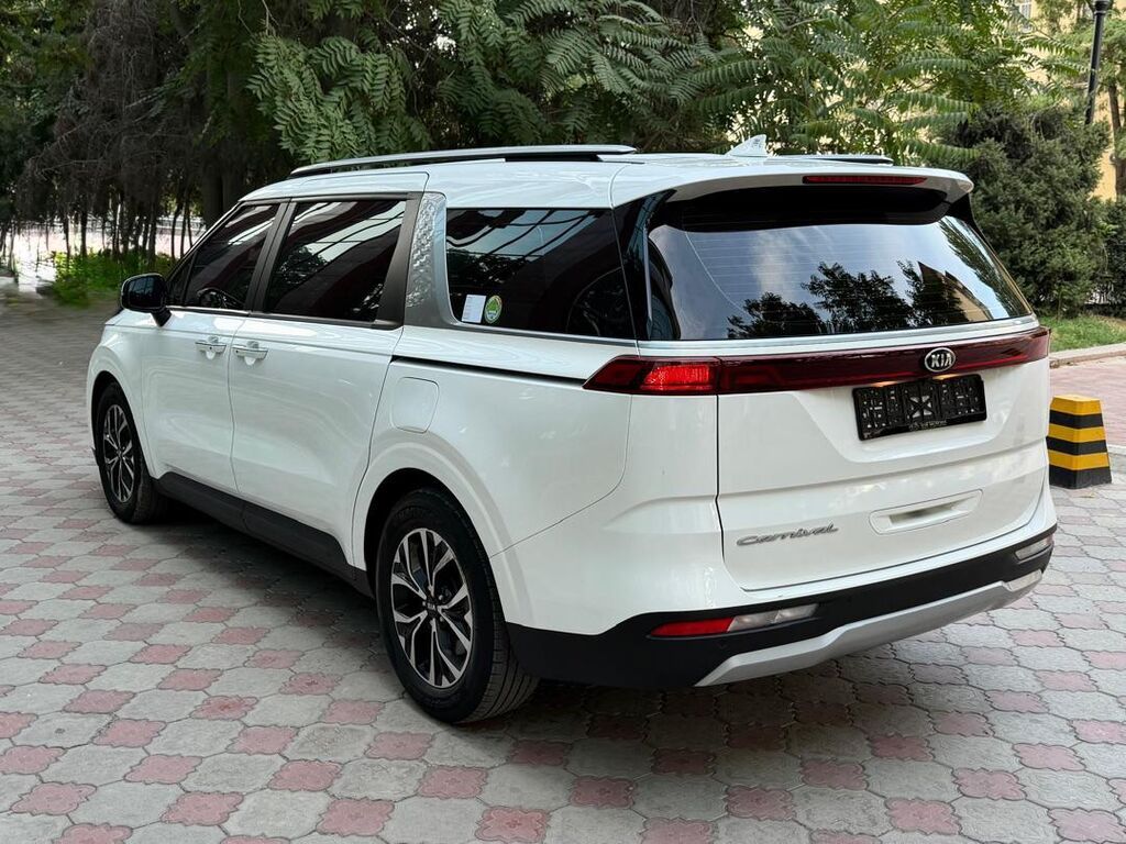 Kia Carnival: 2021 г., 2.2 л, Автомат, Дизель, Минивэн: фото 3
