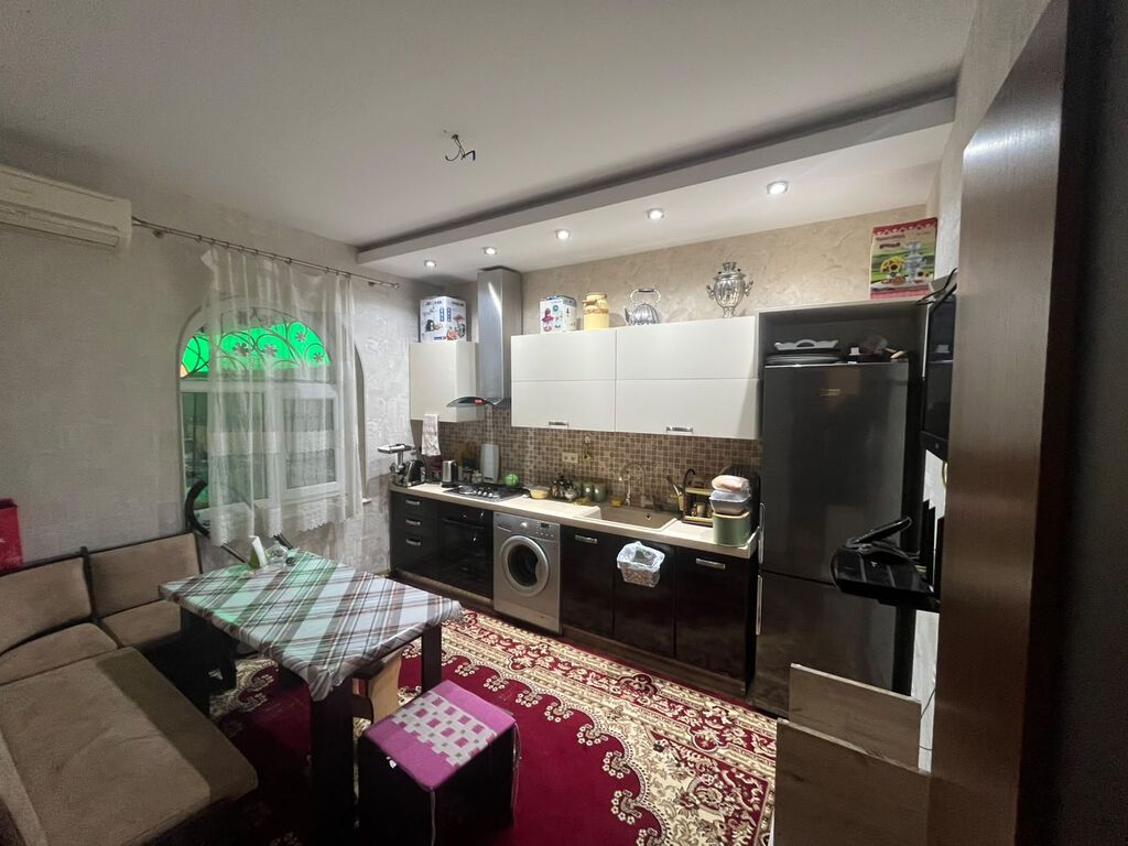 Binəqədi qəs. 4 otaqlı, 108 kv. m, Kredit yoxdur, Yeni təmirli