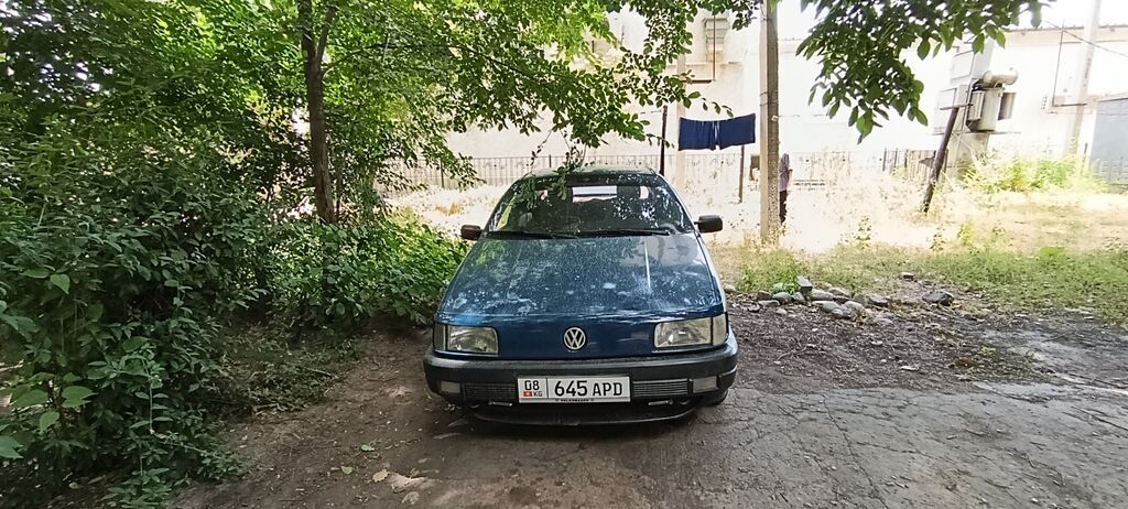 Volkswagen Passat: 1989 г., 1.8 л — фото 4