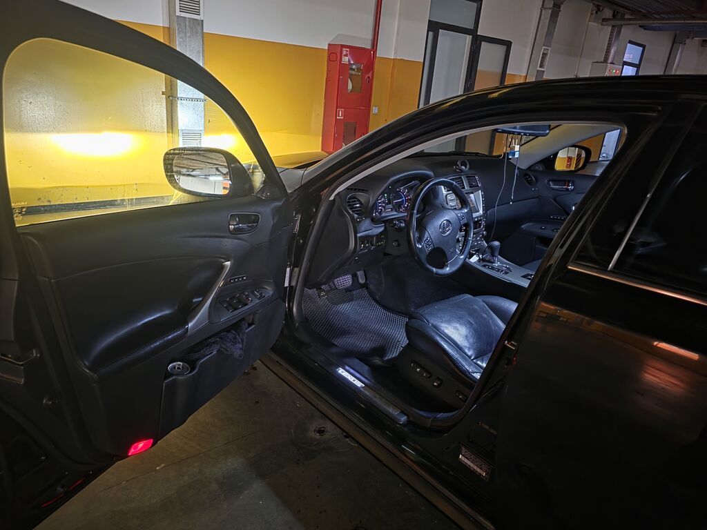 Lexus IS: 2008 г., 2.5 л, Автомат, Бензин, Седан: фото 6