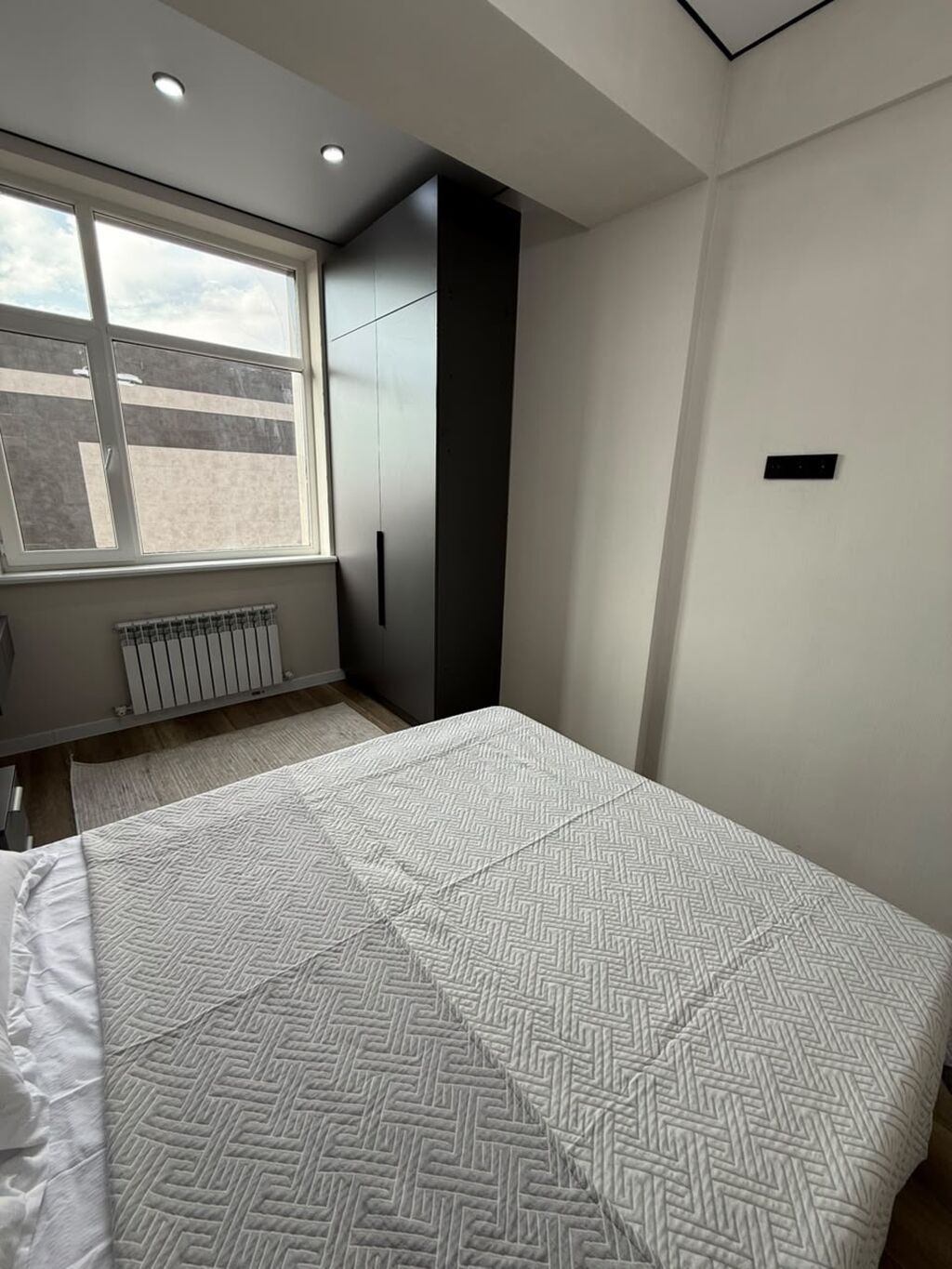 2 комнаты, 49 м², ул. Горького / Алматинка Элитка, 8 этаж, Дизайнерский ремонт: фото 3