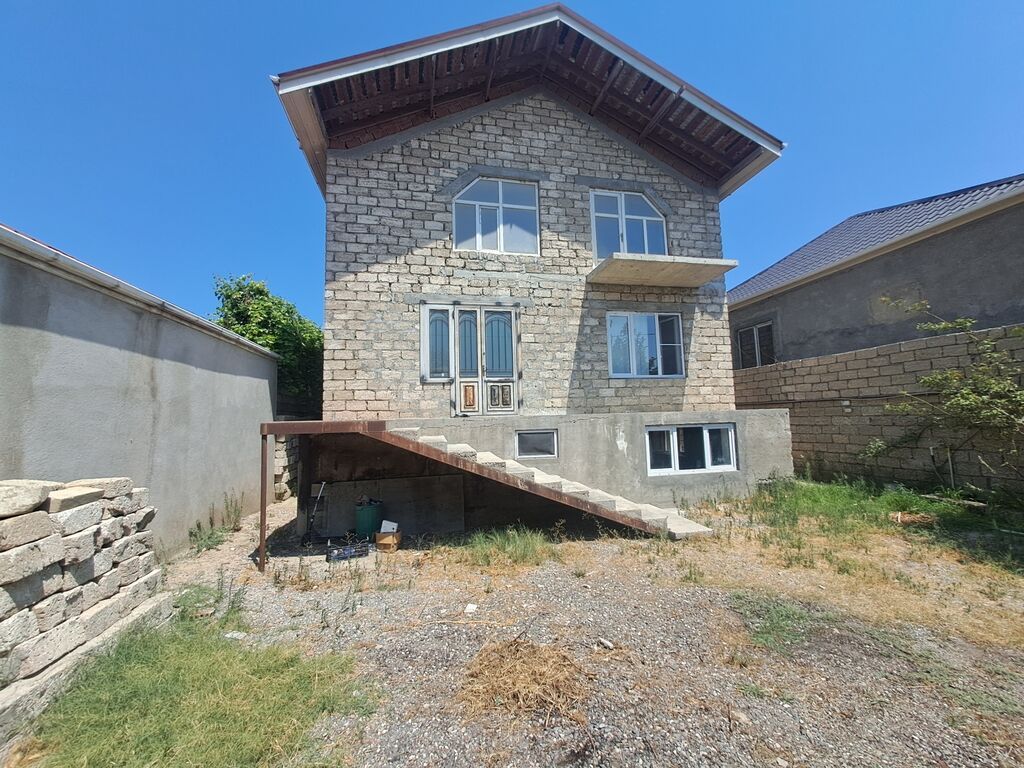 370 kv. m, 6 otaqlı, İnternet, Qaz, Kombi