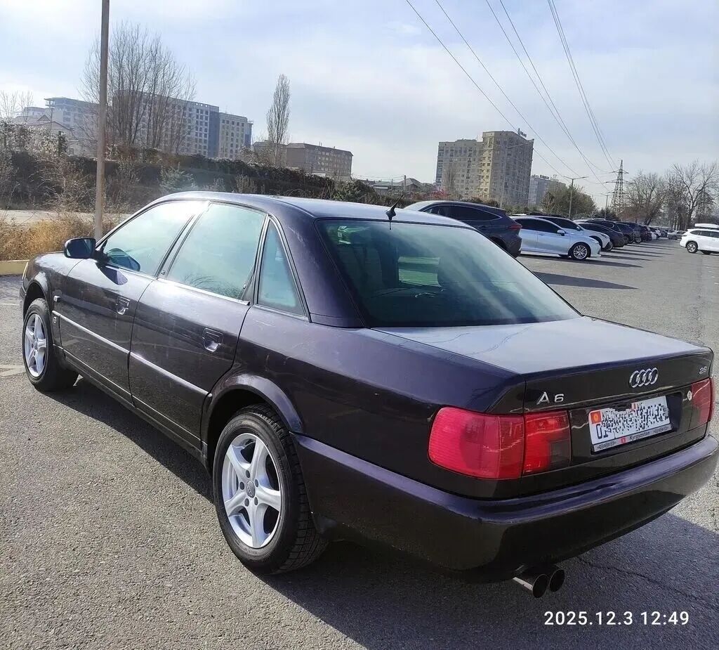 Audi A6: 1995 г., 2 л, Механика, Бензин, Седан: фото 2