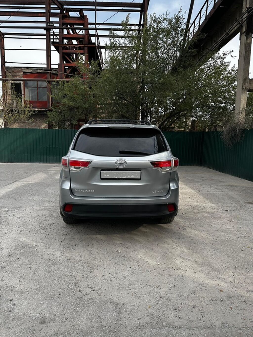 Toyota Highlander: 2015 г., 3.5 л, Автомат, Бензин, Кроссовер: фото 4
