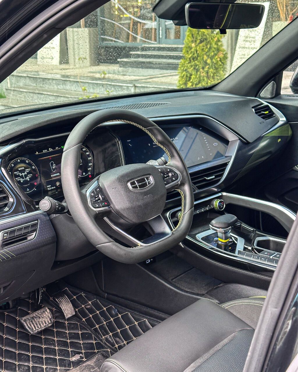 Geely Tugella: 2022 г., 2 л, Автомат, Бензин, Внедорожник: фото 3