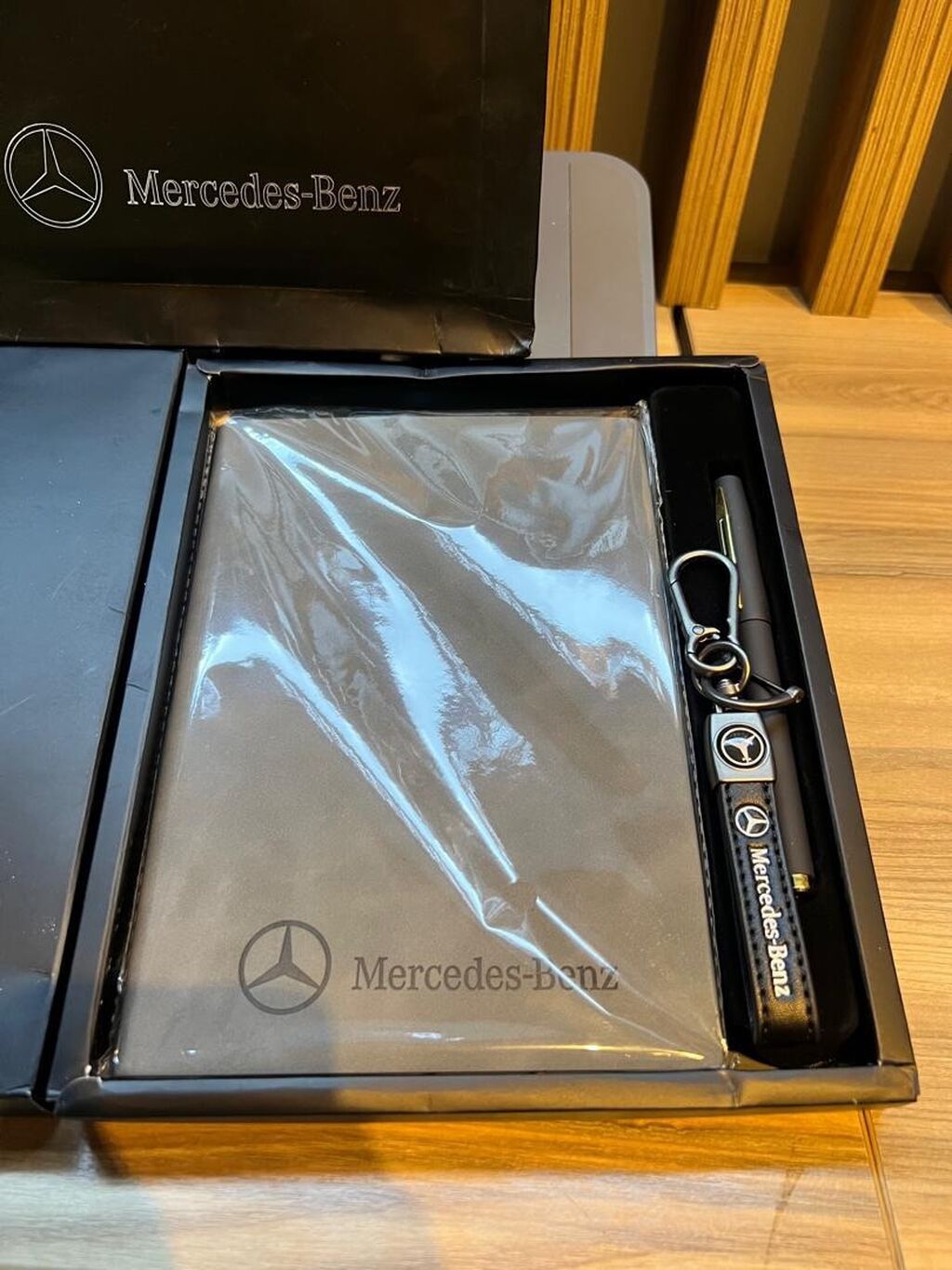 Подарочный набор для любителей Mercedes . В комплекте блокнот, ручка: фото 6