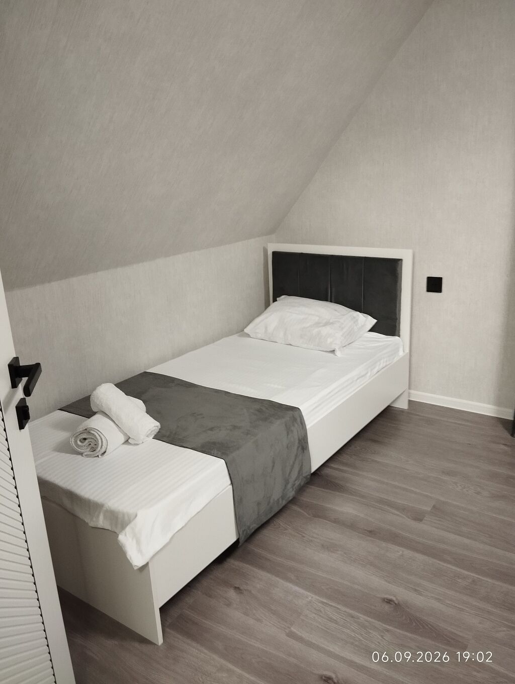 4 otaqlı, 114 kv. m, Yeni təmirli