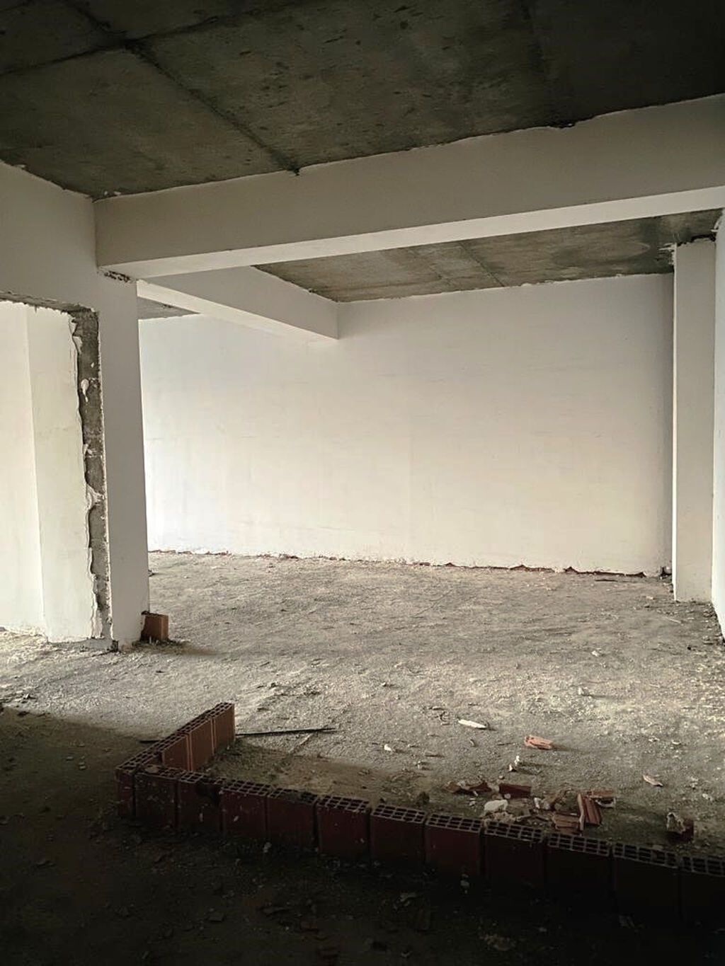 3 otaqlı, Yeni tikili, m. 28 may, 155 kv. m