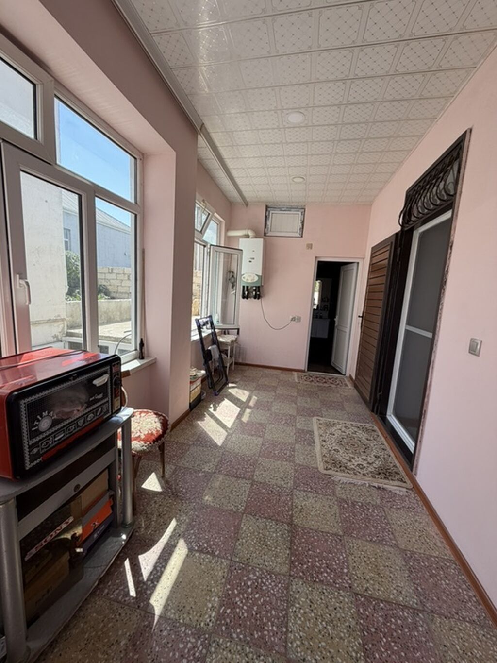3 otaqlı, 125 kv. m, Orta təmir