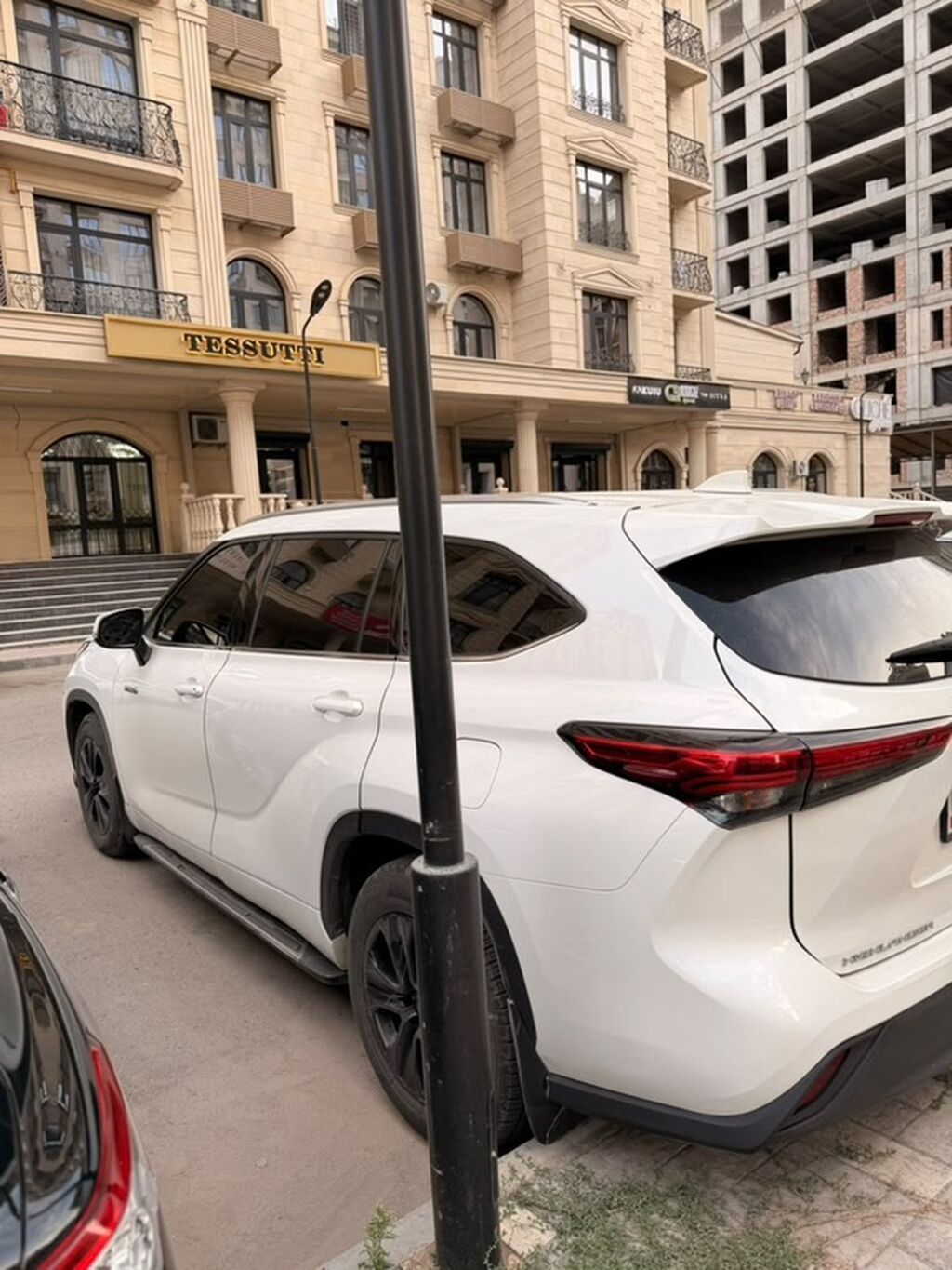 Toyota Highlander: 2021 г., 2.5 л, Автомат, Гибрид, Кроссовер: фото 5