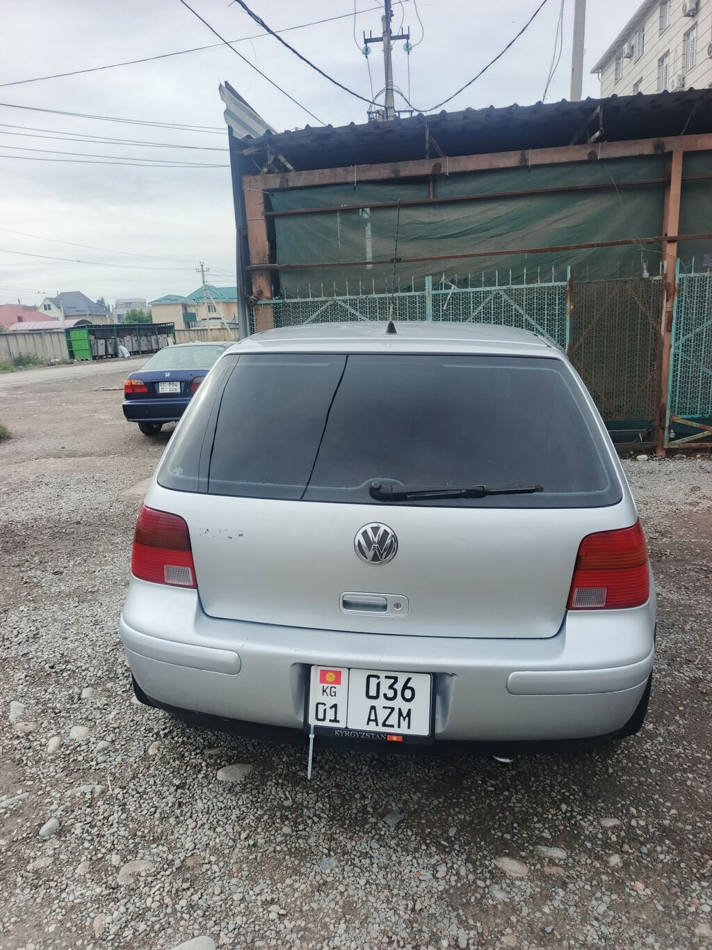 Volkswagen Golf: 2002 г., 1.6 л, Механика, Бензин, Хэтчбэк: фото 2