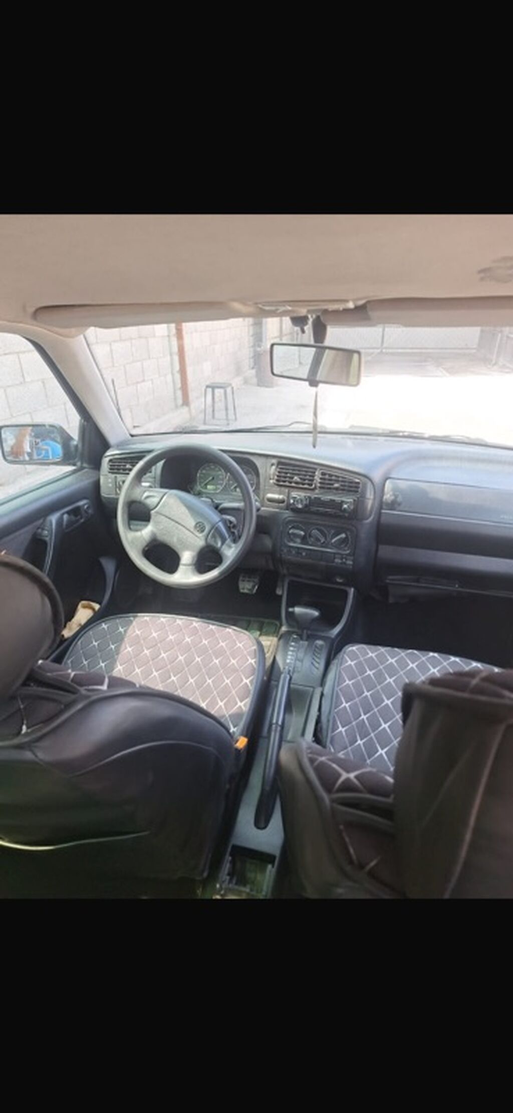 Volkswagen Golf: 1996 г., 2 л, Автомат, Бензин, Хэтчбэк: фото 6