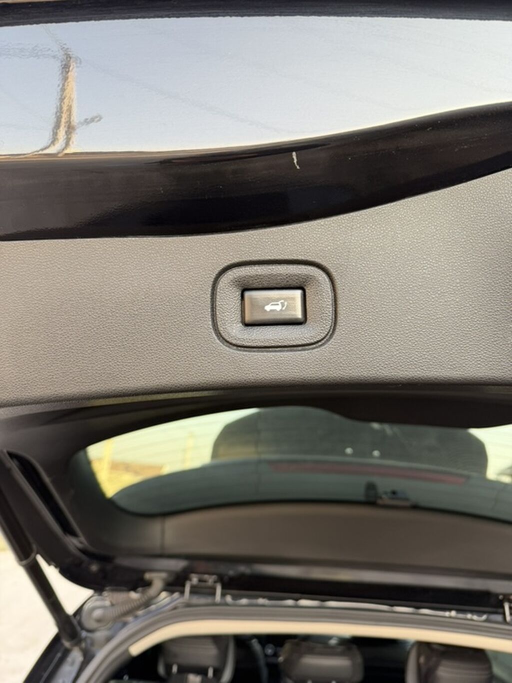 Renault QM6: 2022 г., 2 л, Автомат, Газ, Кроссовер: фото 7