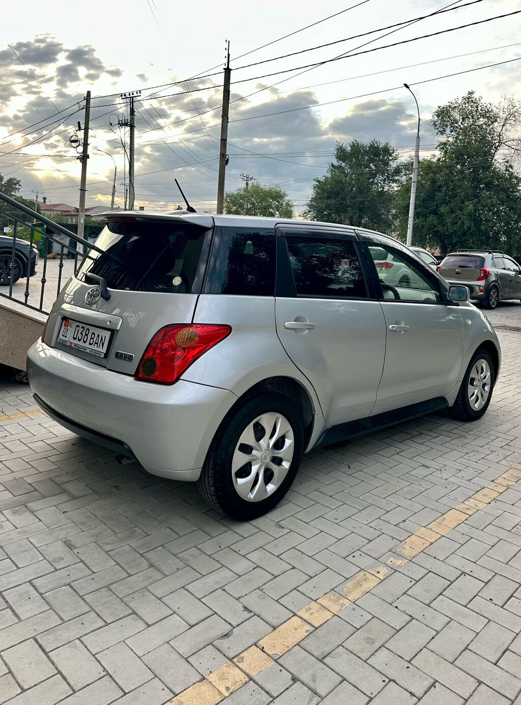 Продам Toyota Ist 2004 г., 1.5 л, автомат: фото 5