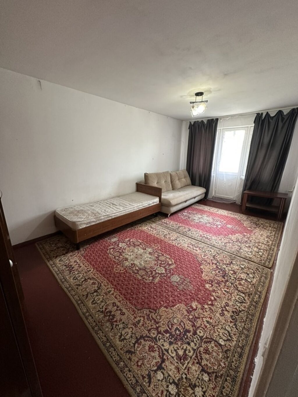 1 комната, 35 м², 10 мкр 104 серия, 5 этаж, Старый ремонт: фото 1