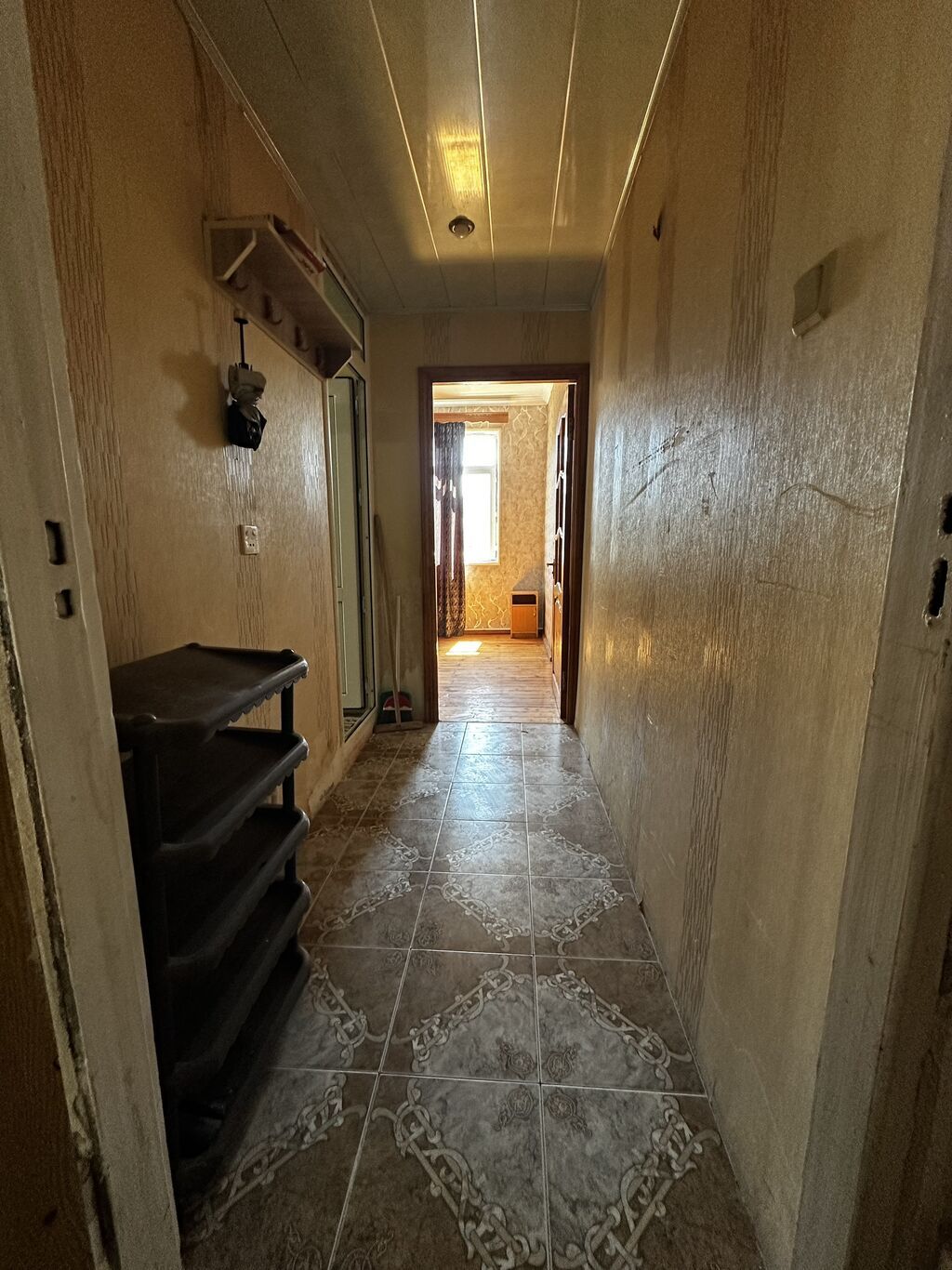 Bakıxanovda 2 otaqlı köhnə tikili mənzil satılır, 43 m², 118 000 AZN, şəkil 2 / 9