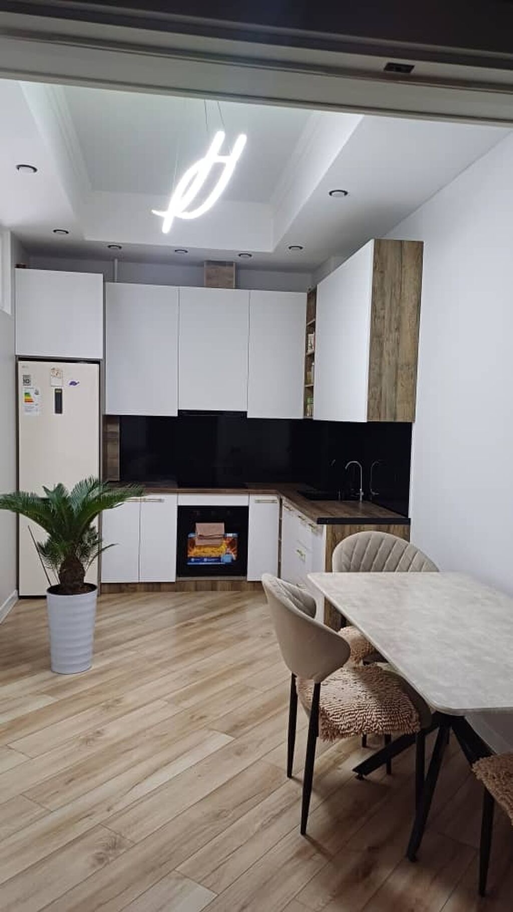 2 комнаты, 77 м², Асанбай мкр Элитка, 9 этаж, Дизайнерский ремонт: фото 5