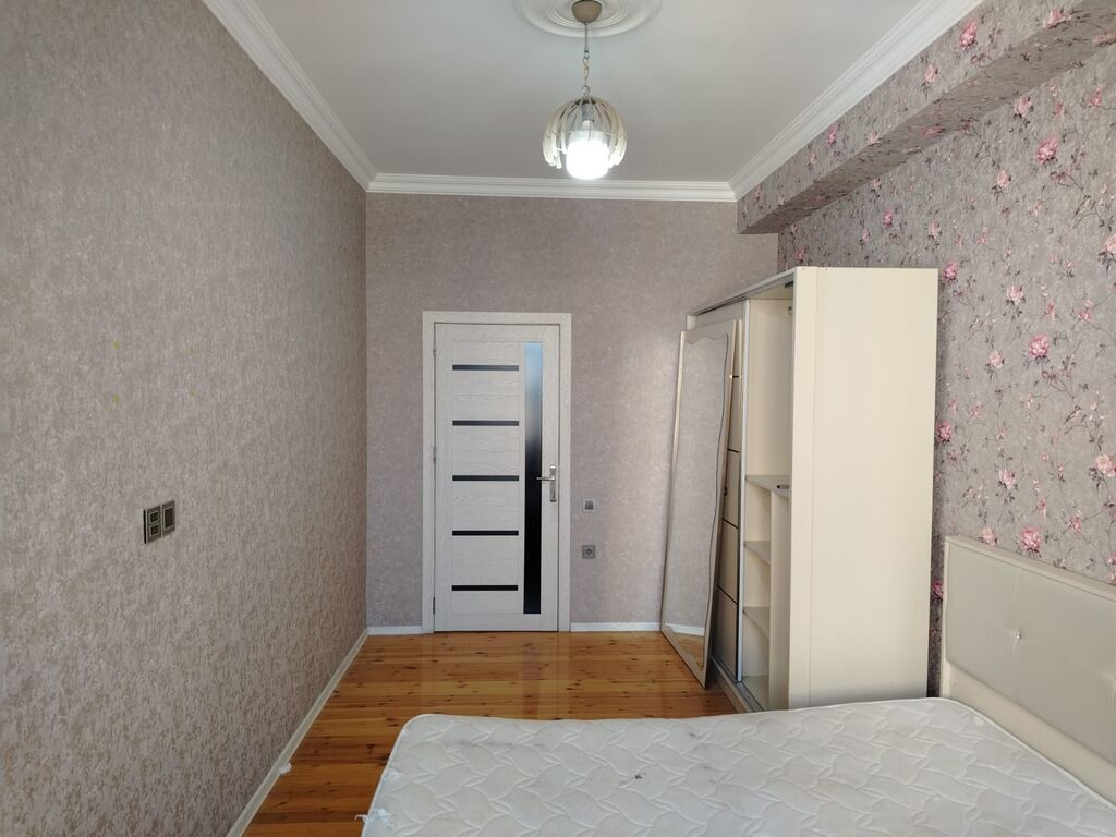 2 otaqlı, Yeni tikili, 75 kv. m