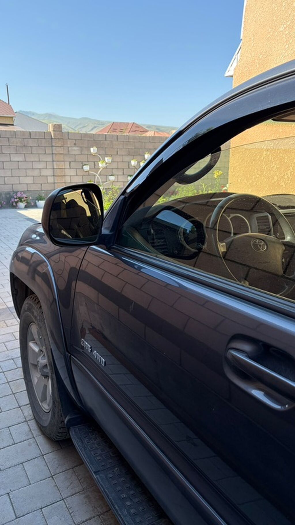 Toyota 4Runner: 2003 г., 4 л, Автомат, Газ, Внедорожник: фото 5