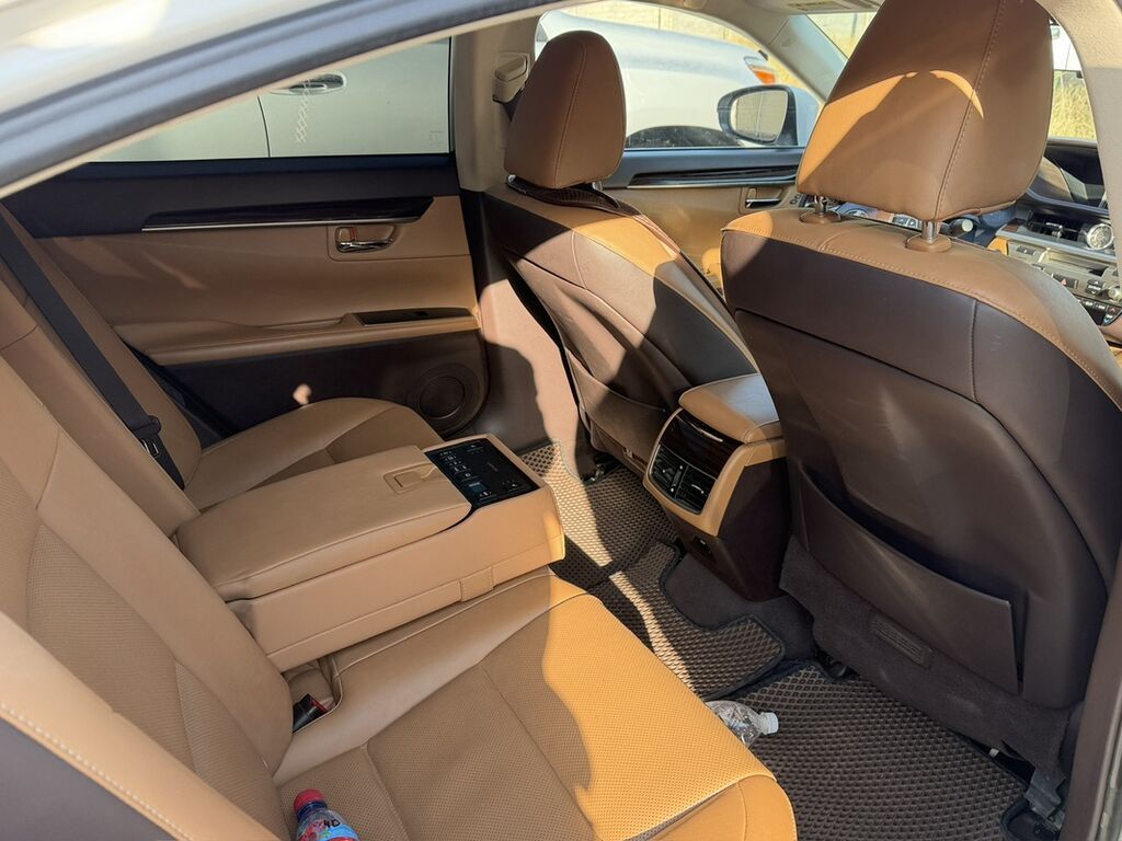 Lexus ES: 2016 г., 2.5 л, Вариатор, Гибрид, Седан: фото 4