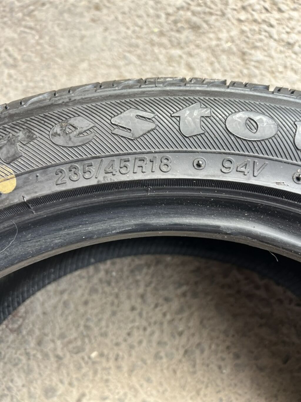 Пара автомобильных шин Bridgestone 235/45 R18 94V - Размер: 235/45: фото 3