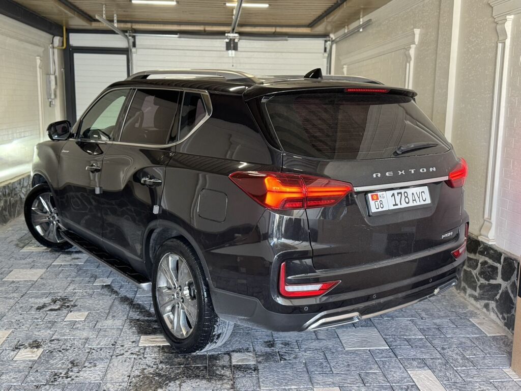 Ssangyong Rexton: 2020 г., 2.2 л, Автомат, Дизель, Внедорожник: фото 4