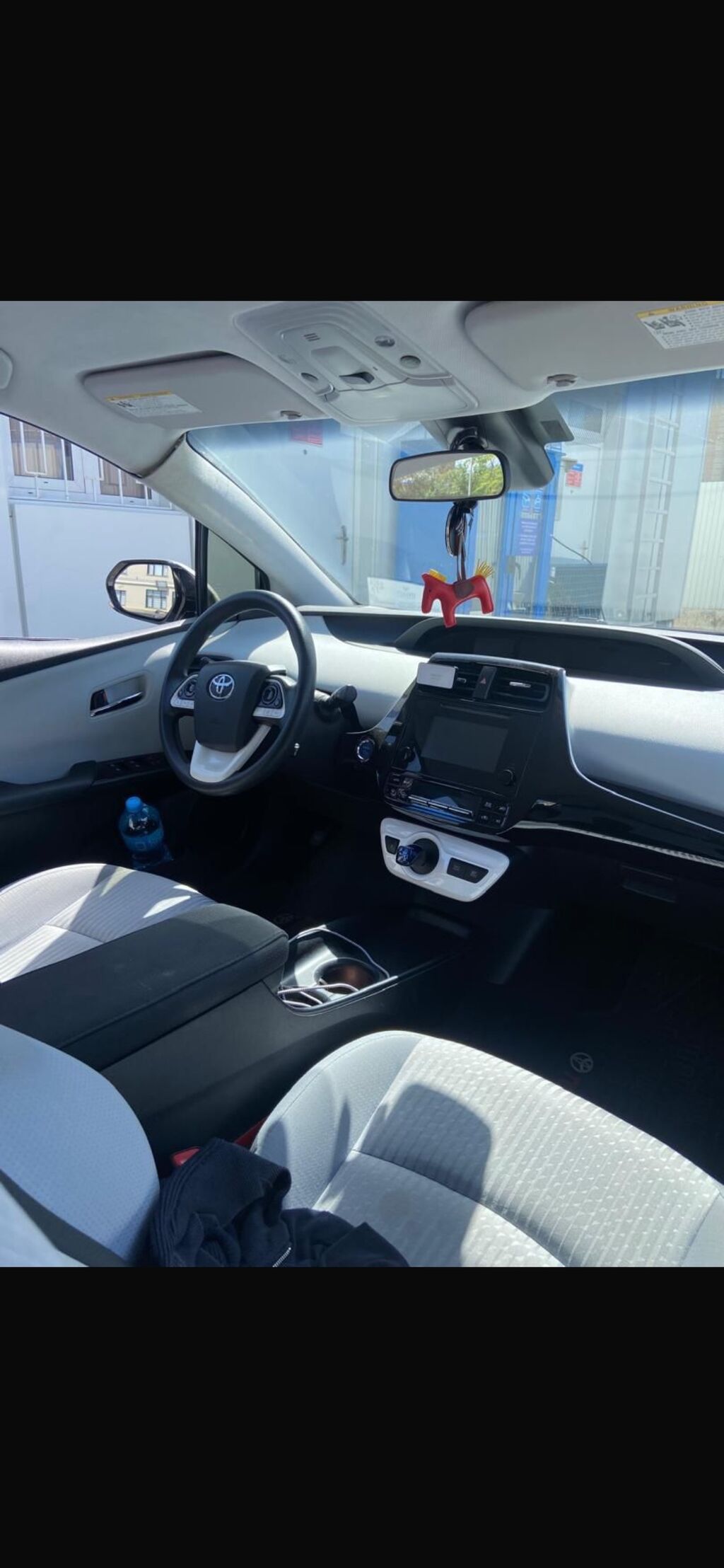 Toyota Prius 2018г,40-ой кузов. 48тыс км пробег Парктроники: фото 4