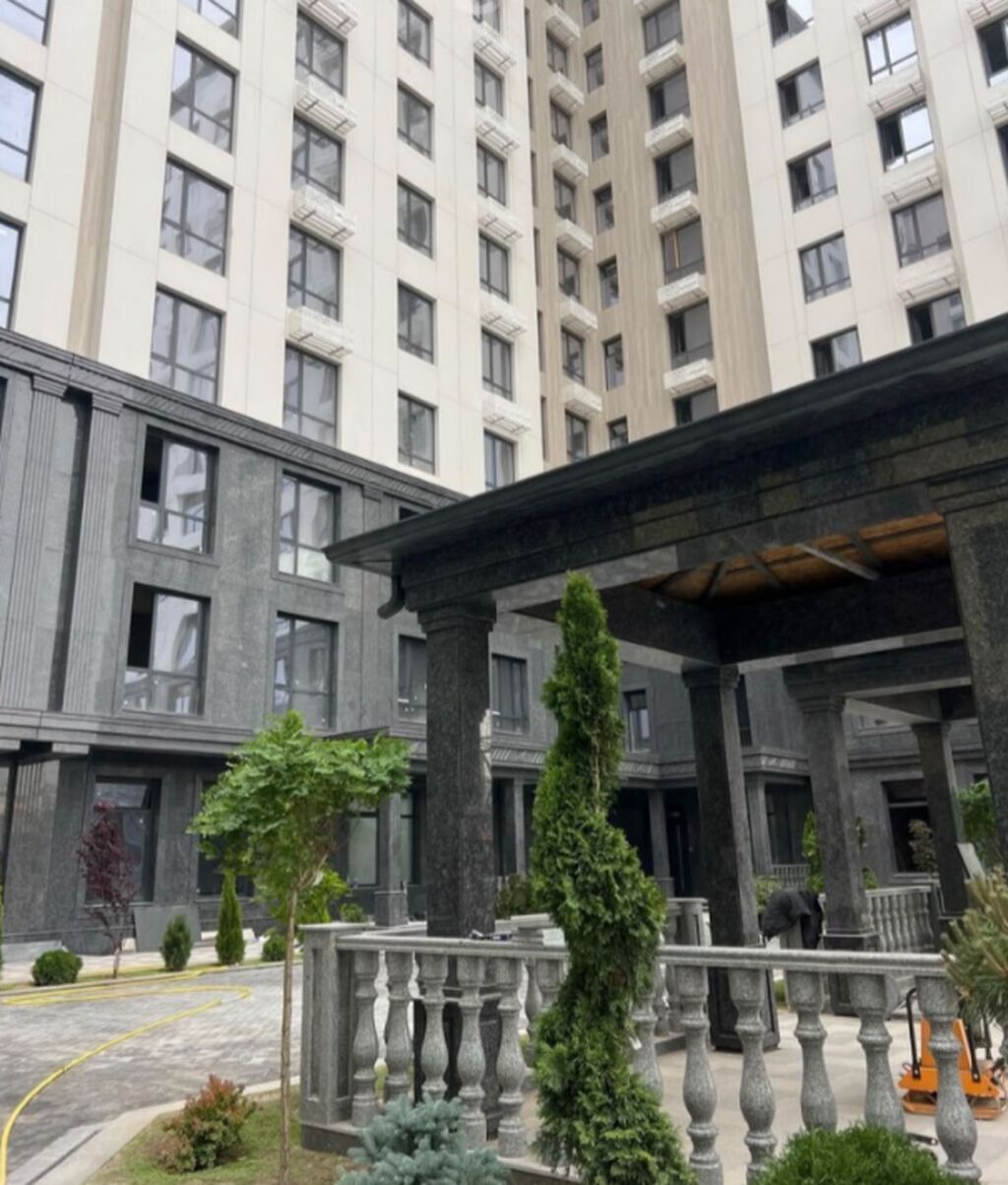 2 комнаты, 79 м², Городская больница №4 (ул. Айни) Элитка, 8 этаж, ПСО (под самоотделку): фото 2