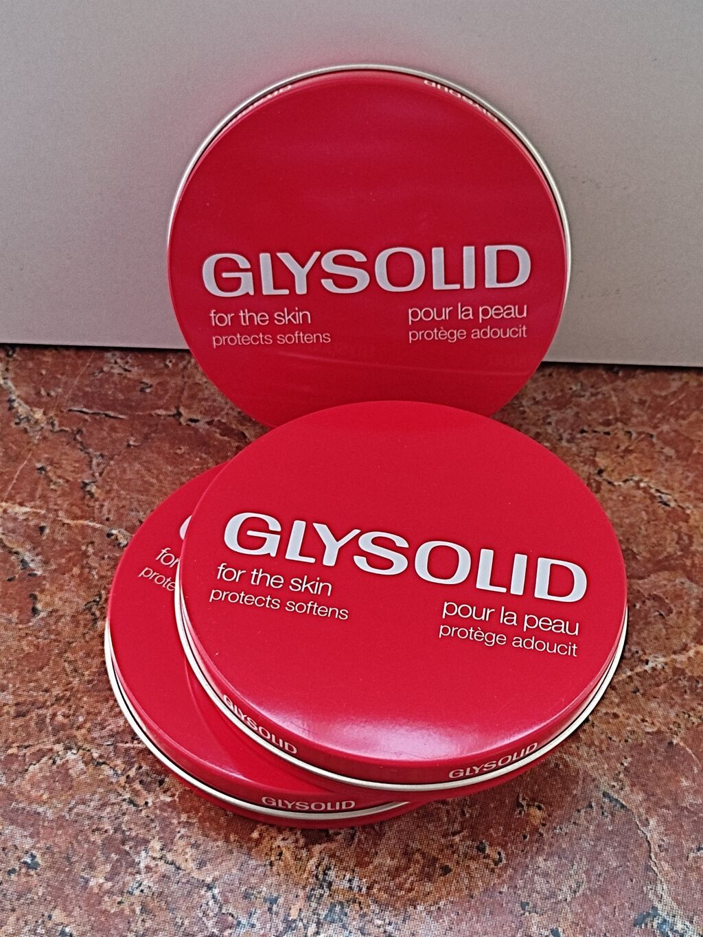 Отличный подарок для всей семьи! Бальзам для кожи "GLYSOLID" 100 мл и: фото 1