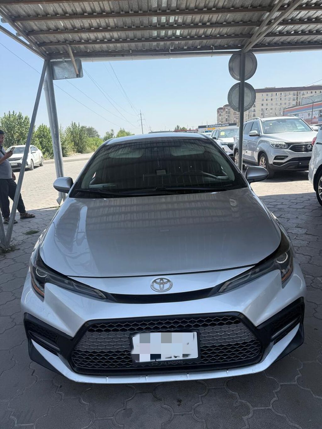 Toyota Corolla: 2019 г., 1.8 л, Автомат, Бензин, Хэтчбэк: фото 1