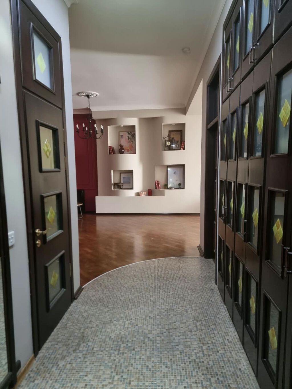 Nizami metrosu | 3 Otaqlı Mənzil Kirayə Verilir 📍 Ünvan: Salatın