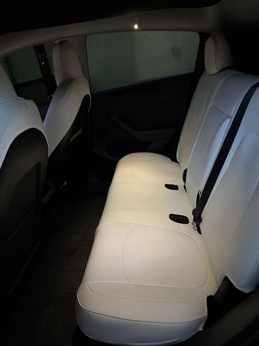 Tesla Model Y: 2021 г., Электромобиль, Кроссовер: фото 6