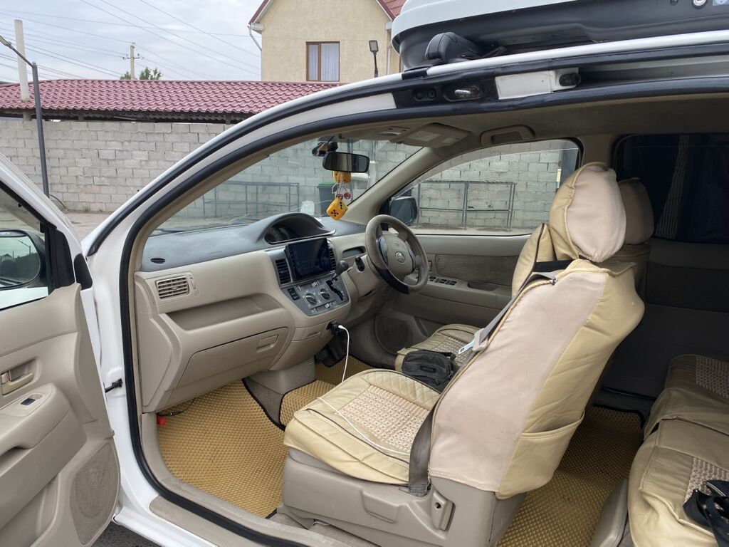 Toyota Raum: 2005 г., 1.5 л, Автомат, Бензин, Минивэн: фото 4