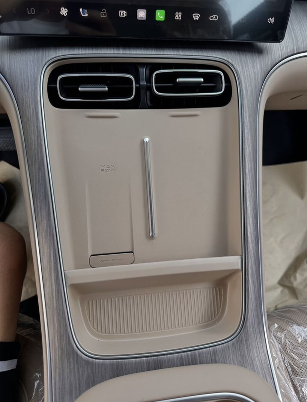 GAC Aion i60 Plug-in Hybrid (EREV) — это современный пятиместный: фото 5