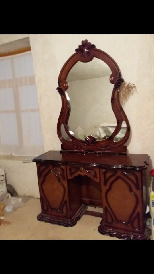 Mebel dəstləri: Termo. yaxwi veziyyetde.2eded idi birin satmişig biri qalib - lalafo.az Bakı şəhərində Termo. yaxwi veziyyetde.2eded idi birin satmişig biri qalib