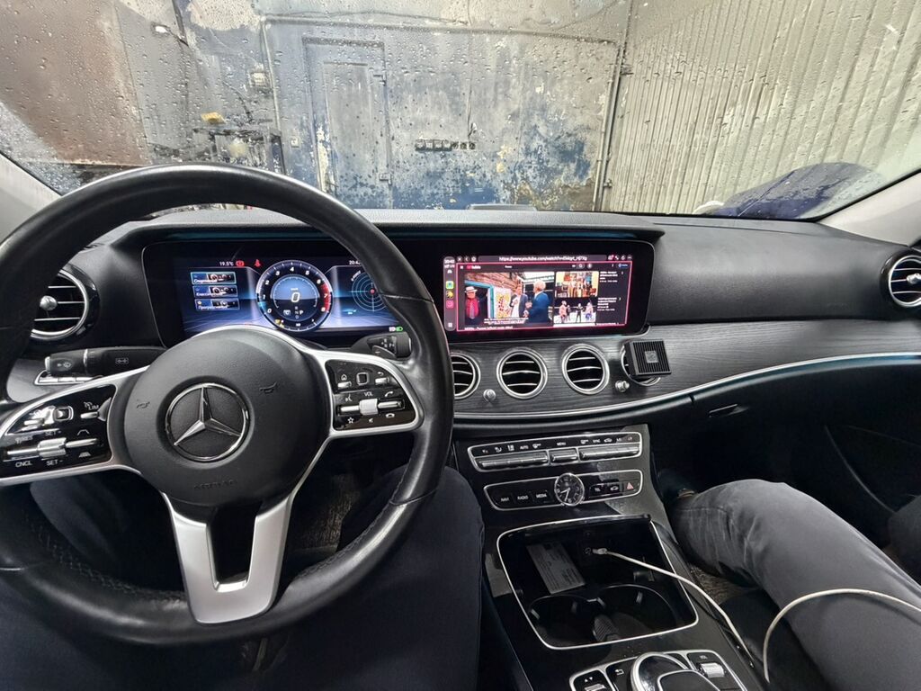Mercedes-Benz E-Class: 2020 г., 2 л, Автомат, Бензин, Седан: фото 2