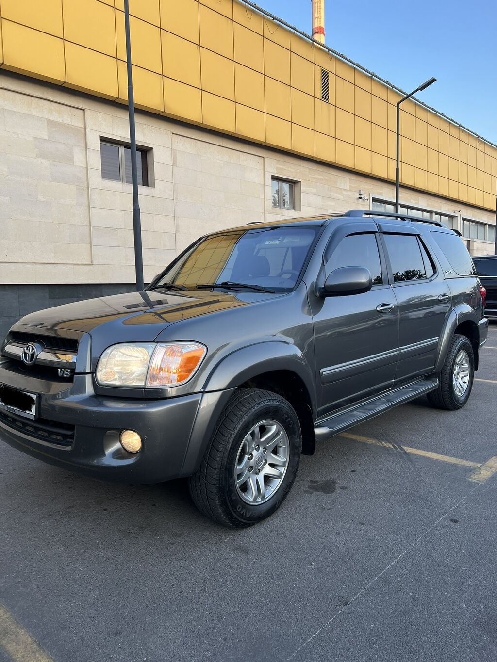 Toyota Sequoia: 2005 г., 4.7 л, Автомат, Газ, Внедорожник: фото 5