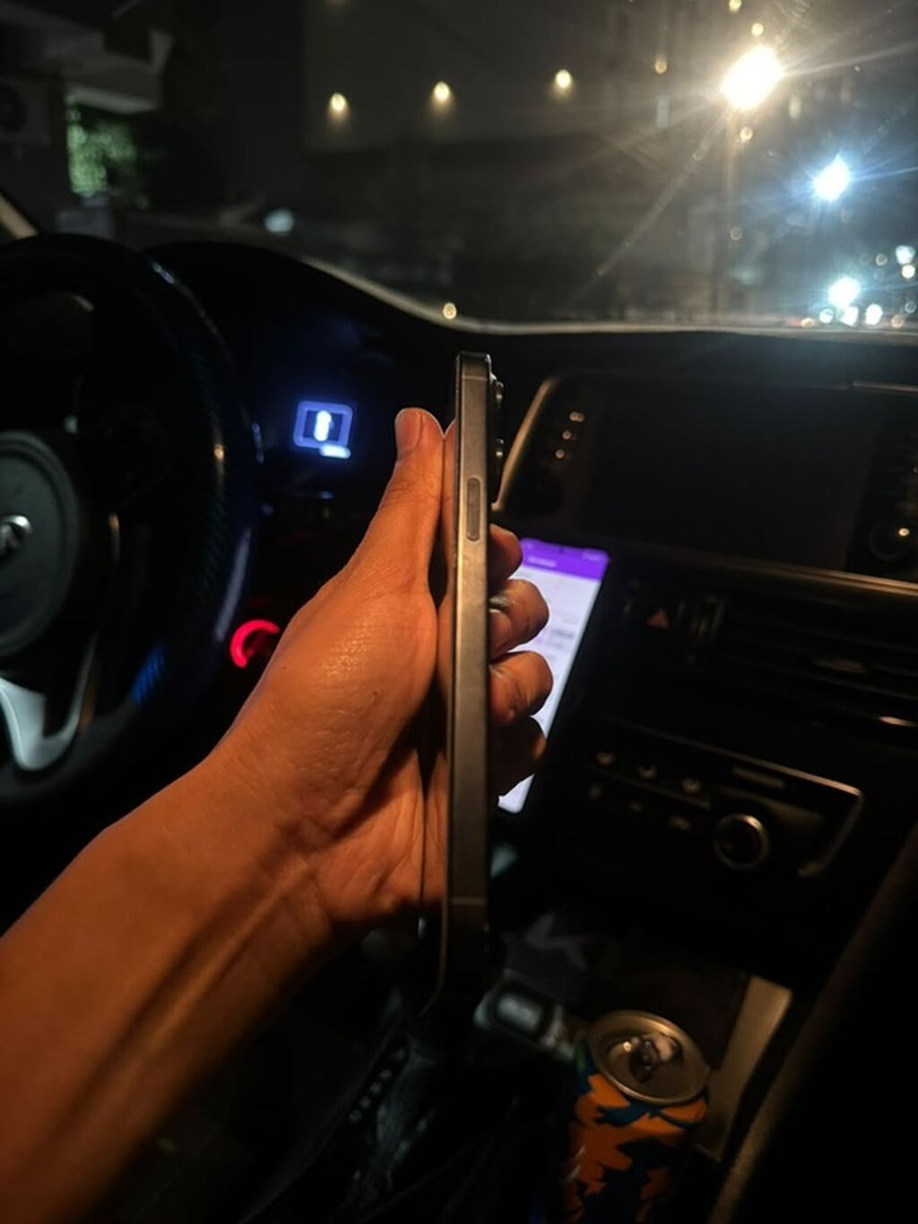 IPhone 15 Pro Max, Б/у, 512 ГБ, Графит, Чехол, Коробка, 80 %: фото 2