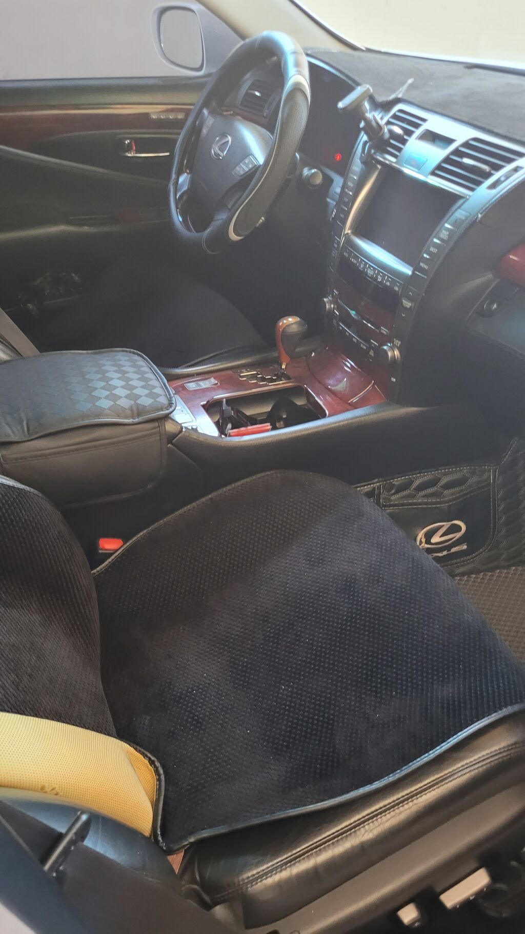 Lexus LS: 2008 г., 4.6 л, Автомат, Бензин, Седан: фото 8