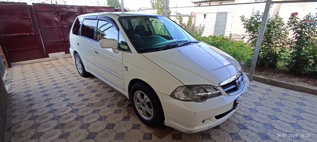Honda Odyssey 2002 г., 2.3 л, автомат, бензин: фото 3