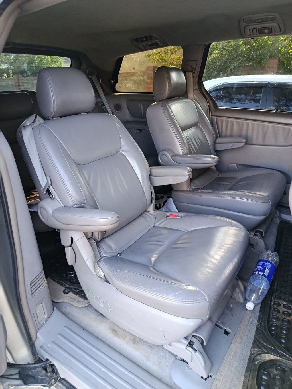 Toyota Sienna: 2004 г., 3.3 л, Автомат, Бензин, Минивэн: фото 2