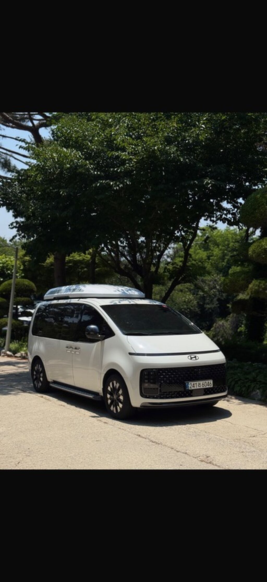 Hyundai Staria: 2024 г., 1.6 л, Автомат, Гибрид, Минивэн: фото 2