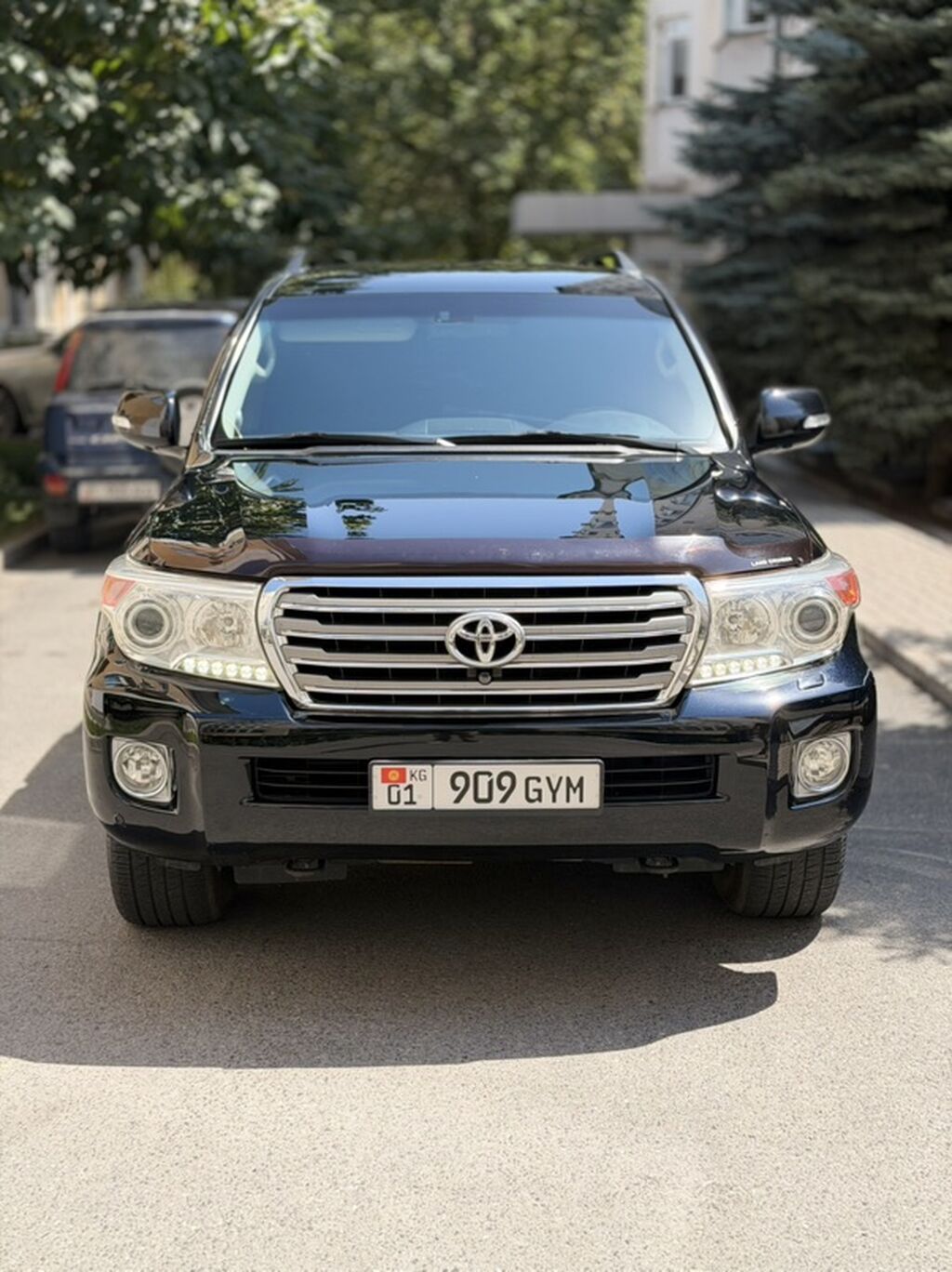 Toyota Land Cruiser: 2012 г., 4.5 л, Автомат, Дизель, Внедорожник: фото 2