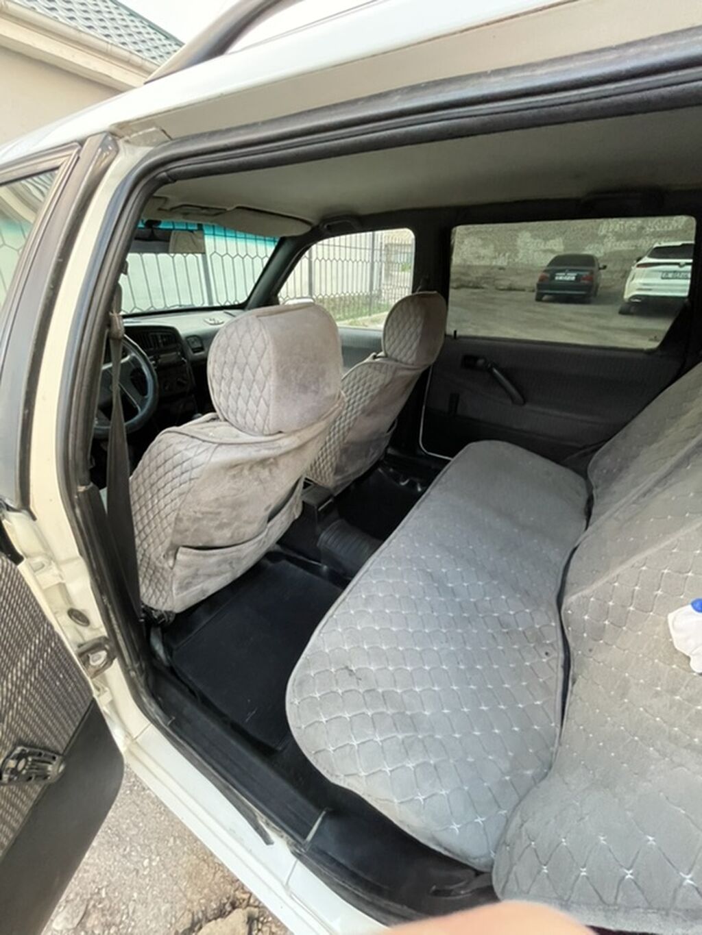 Volkswagen Passat Variant: 1991 г., Универсал: фото 7
