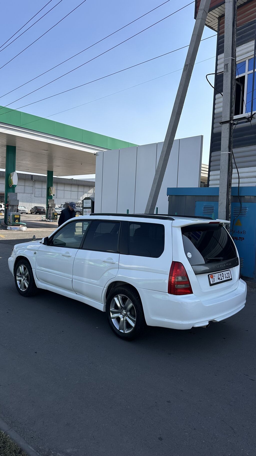 Subaru Forester: 2004 г., 2 л, Автомат, Бензин, Хэтчбэк: фото 3
