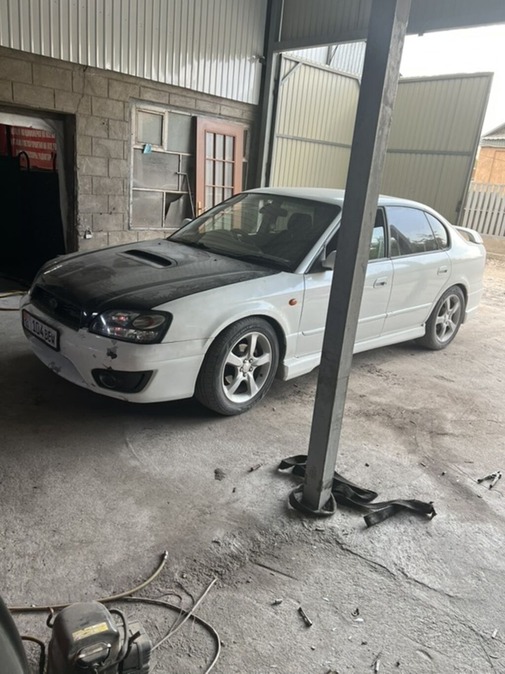 Subaru Legacy: 2001 г., Седан: фото 4