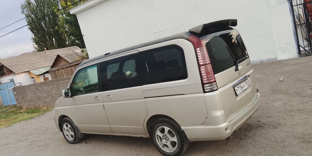 Honda Stepwgn: 2002 г., Автомат, Бензин, Минивэн: фото 4
